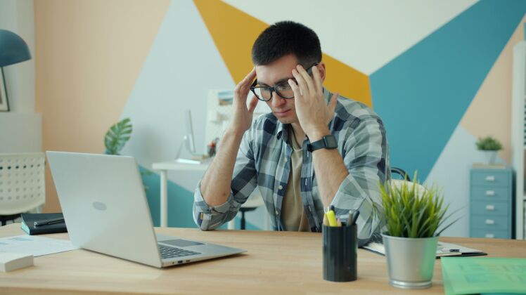چرا نمیتونم تمرکز کنم؟